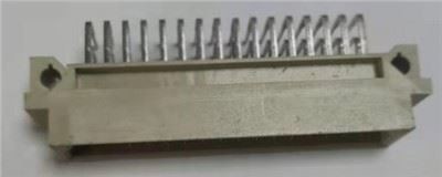 Conector DIN41612 de ángulo recto de 64 posiciones